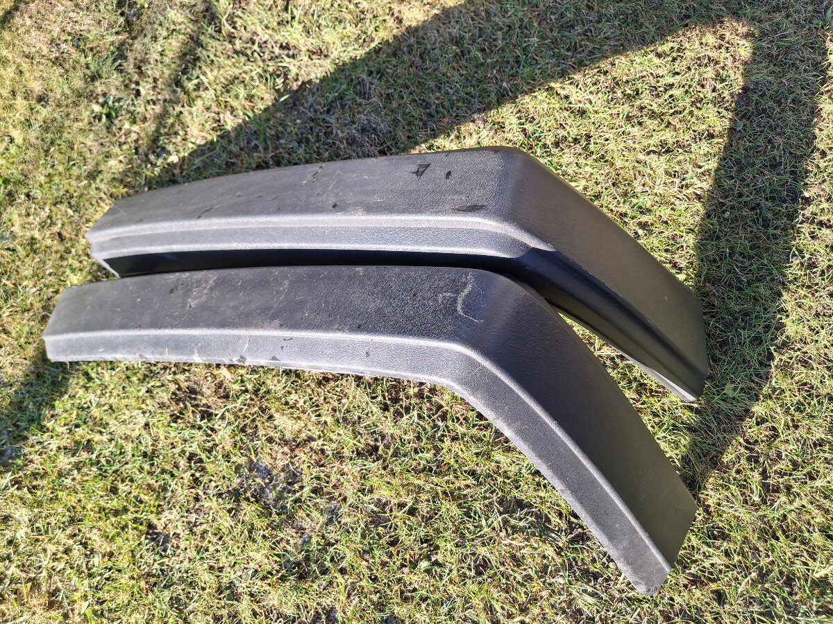 ŠKODA 105 - 136 - NOVÝ NÁRAZNÍK - 6