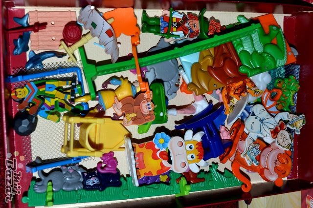 HRAČKY Kinder VAJÍČKA - 6