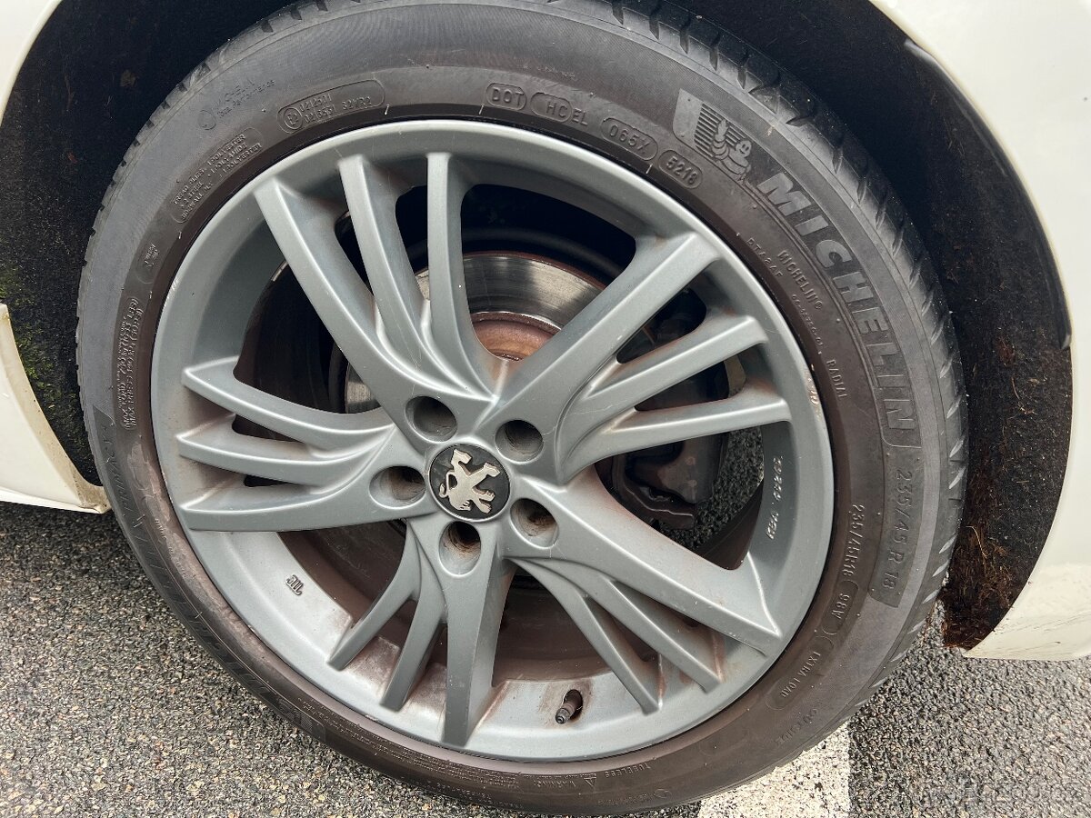 Peugeot RCZ Coupe 1.6 THP 200 (147 kW) - 6