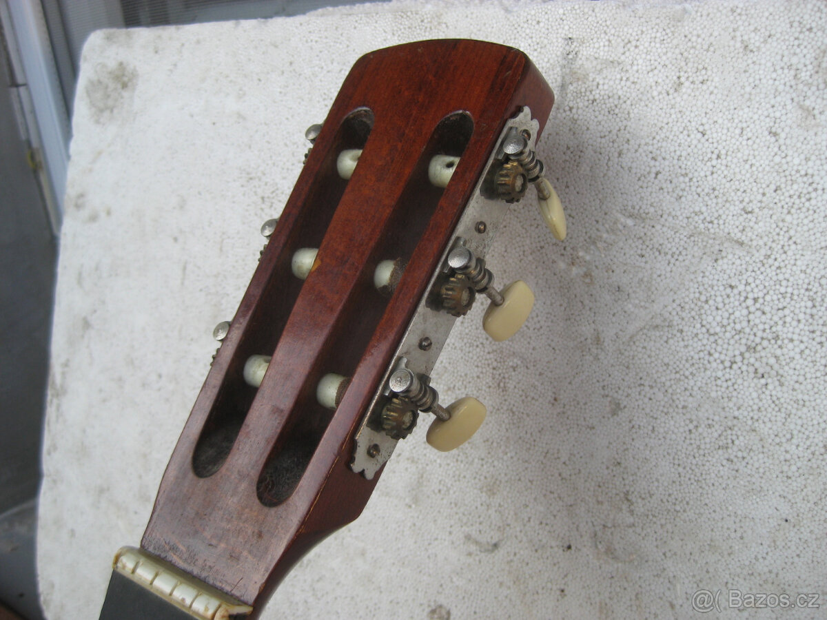 Kytara + obal - 6