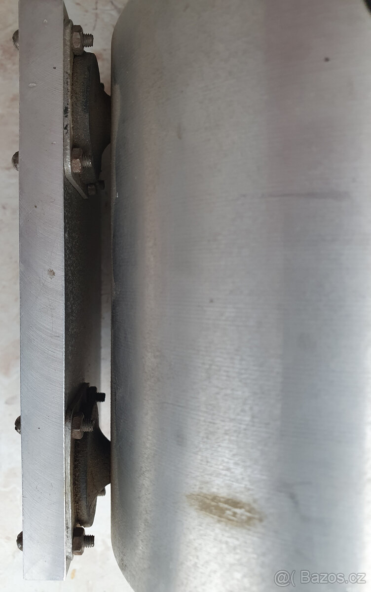 Elektromotor 20 ot/min s odpruženými držáky - 6