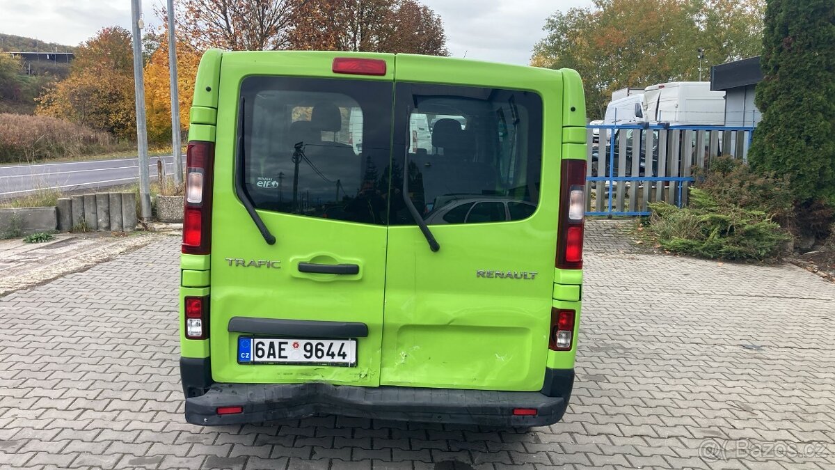 Renault Trafic 6-míst - 6