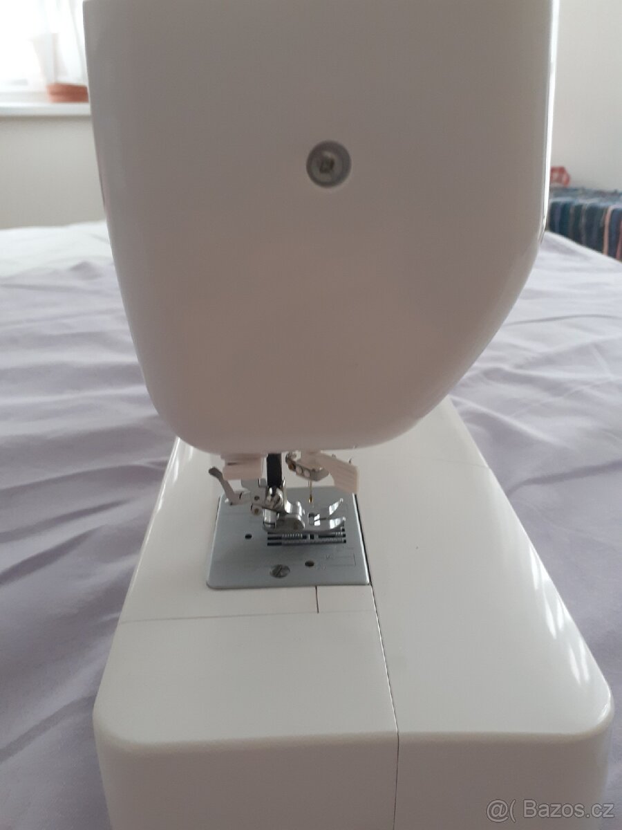 Šicí stroj, značka SINGER SM024 - RD. - 6