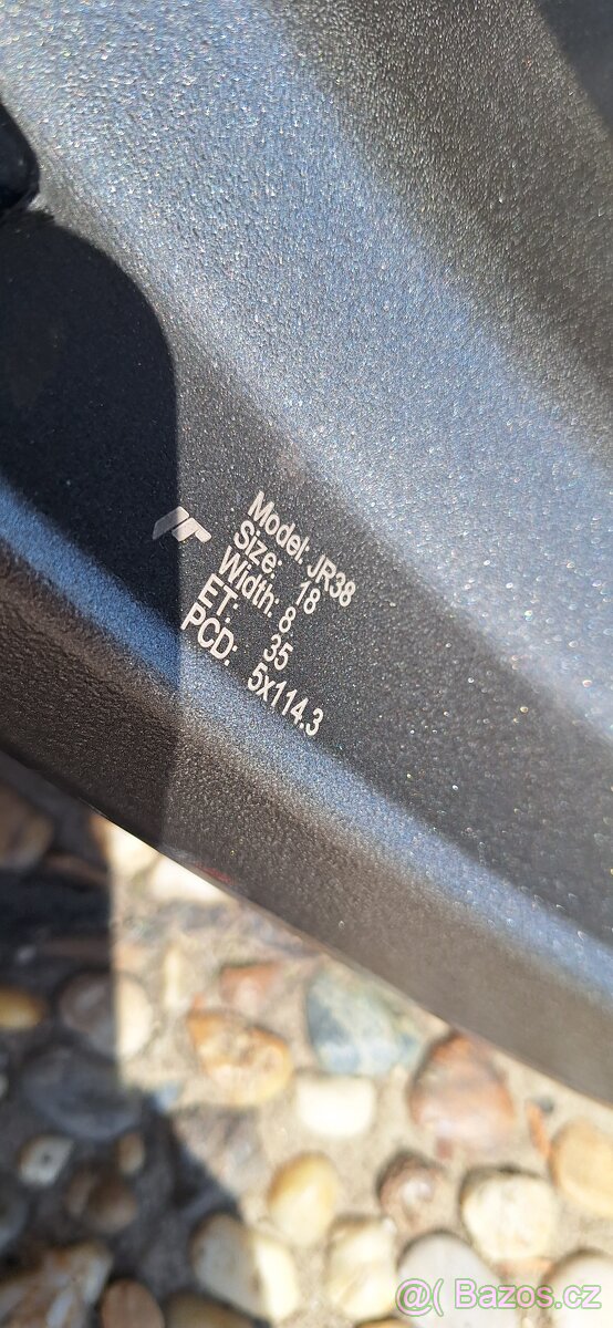 18" JapanRacing JR38 8x18 - 6