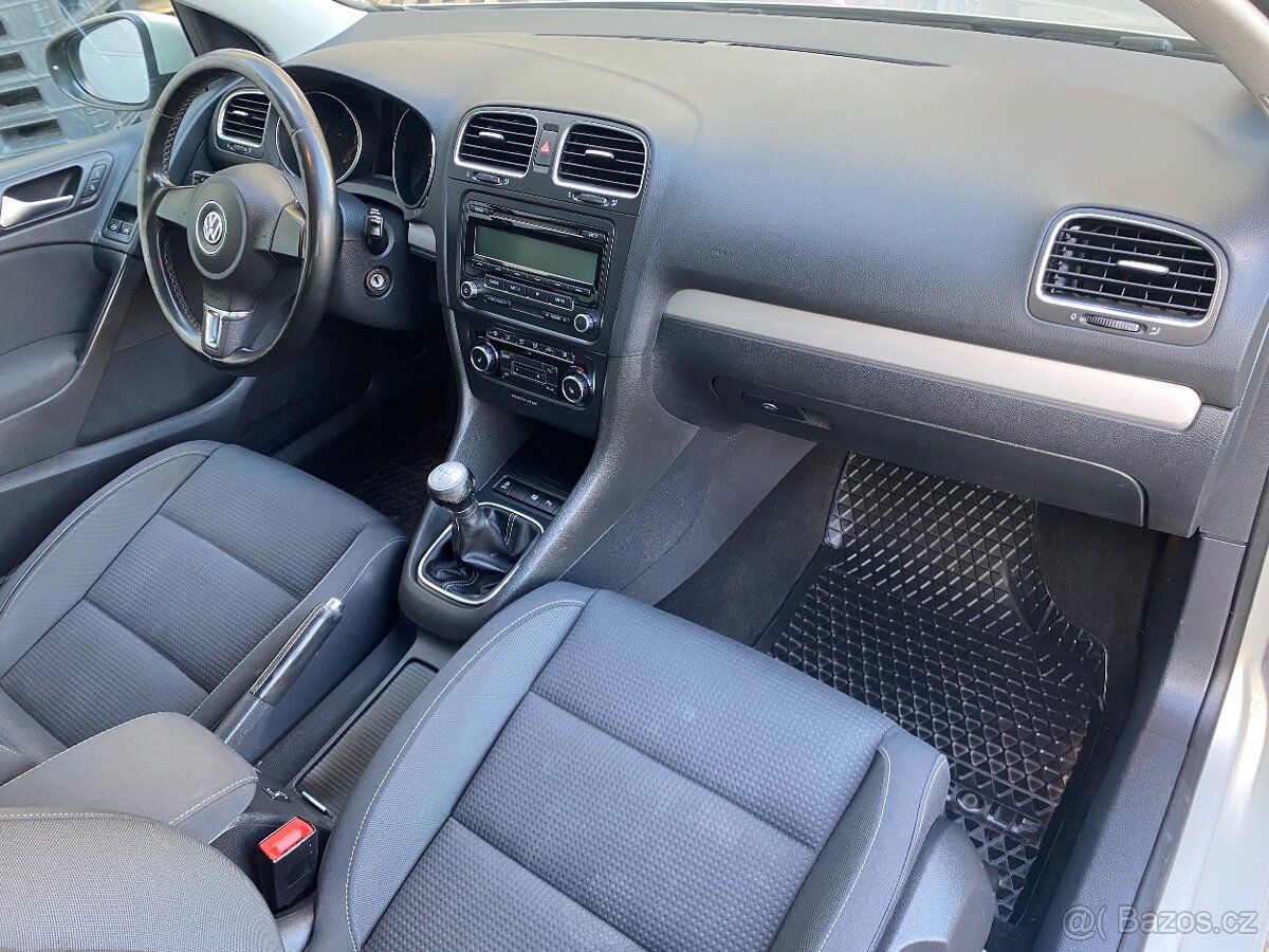 VOLKSWAGEN GOLF 1.6 TDI - 6