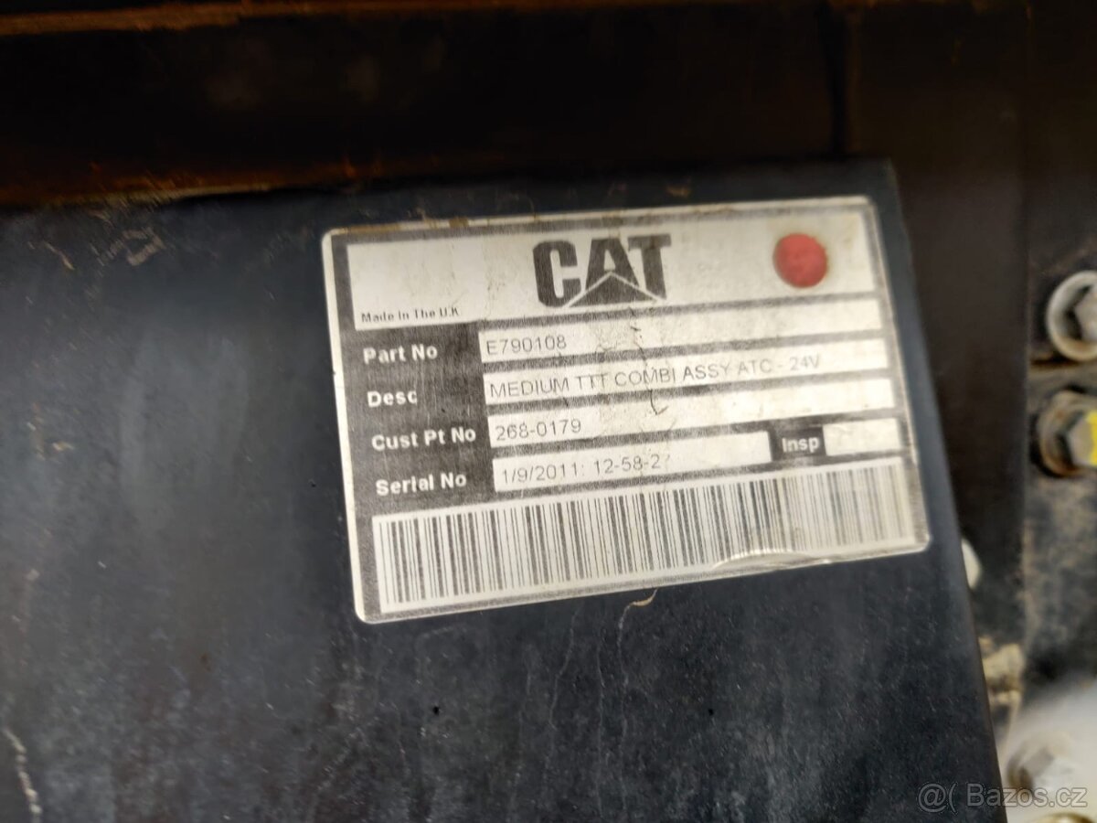 Pásový DOZÉR CAT D6K LGP - 6