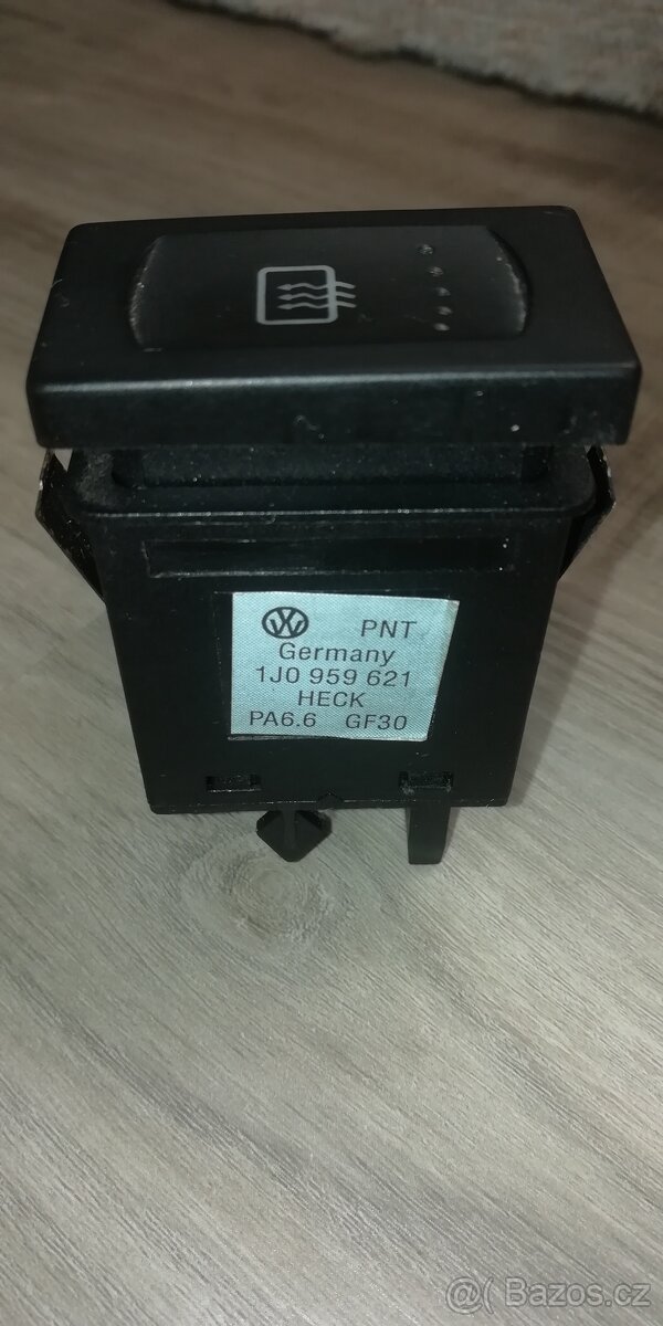 Tlačítka Golf IV - 6