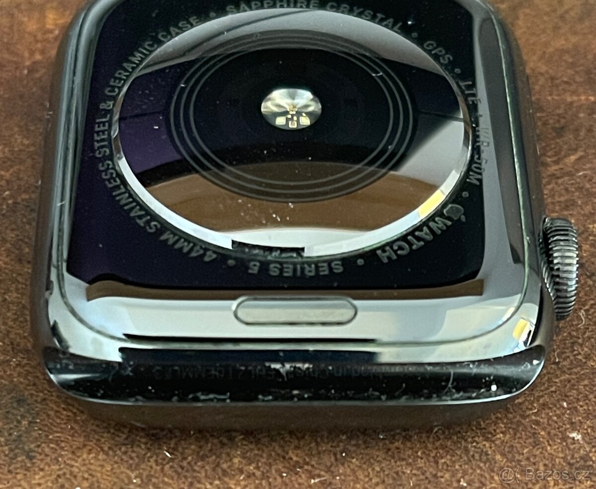 Apple Watch 5 44mm Stainless Steel LTE - 6