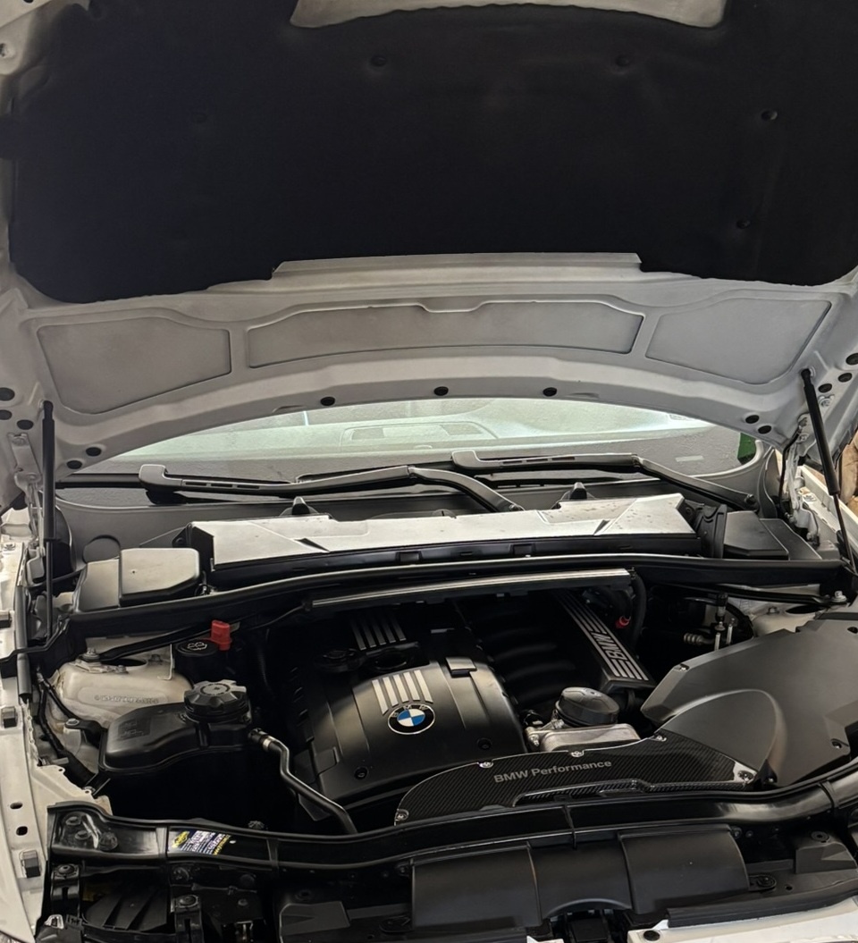 BMW 330i e92 Coupé 200kW Manual - 6