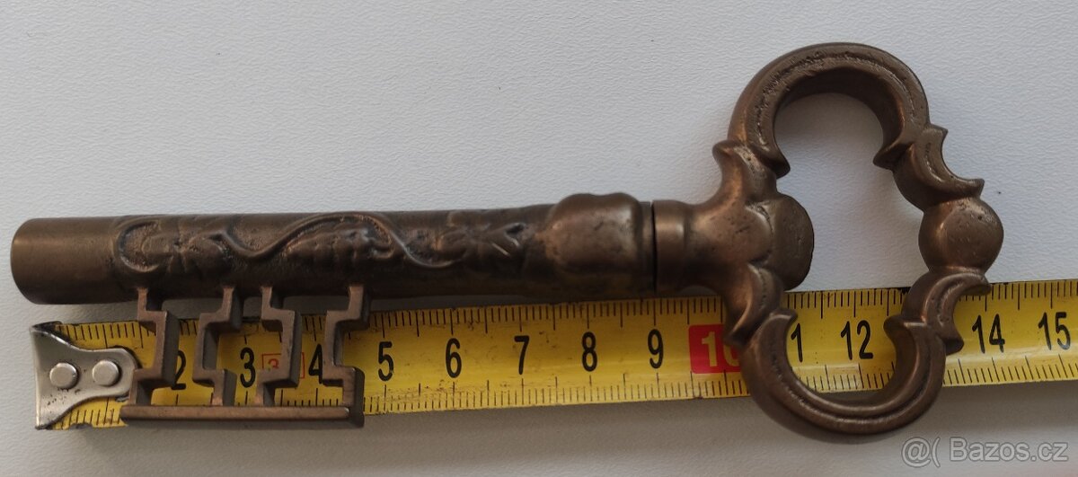 Vývrtka na víno. - 6