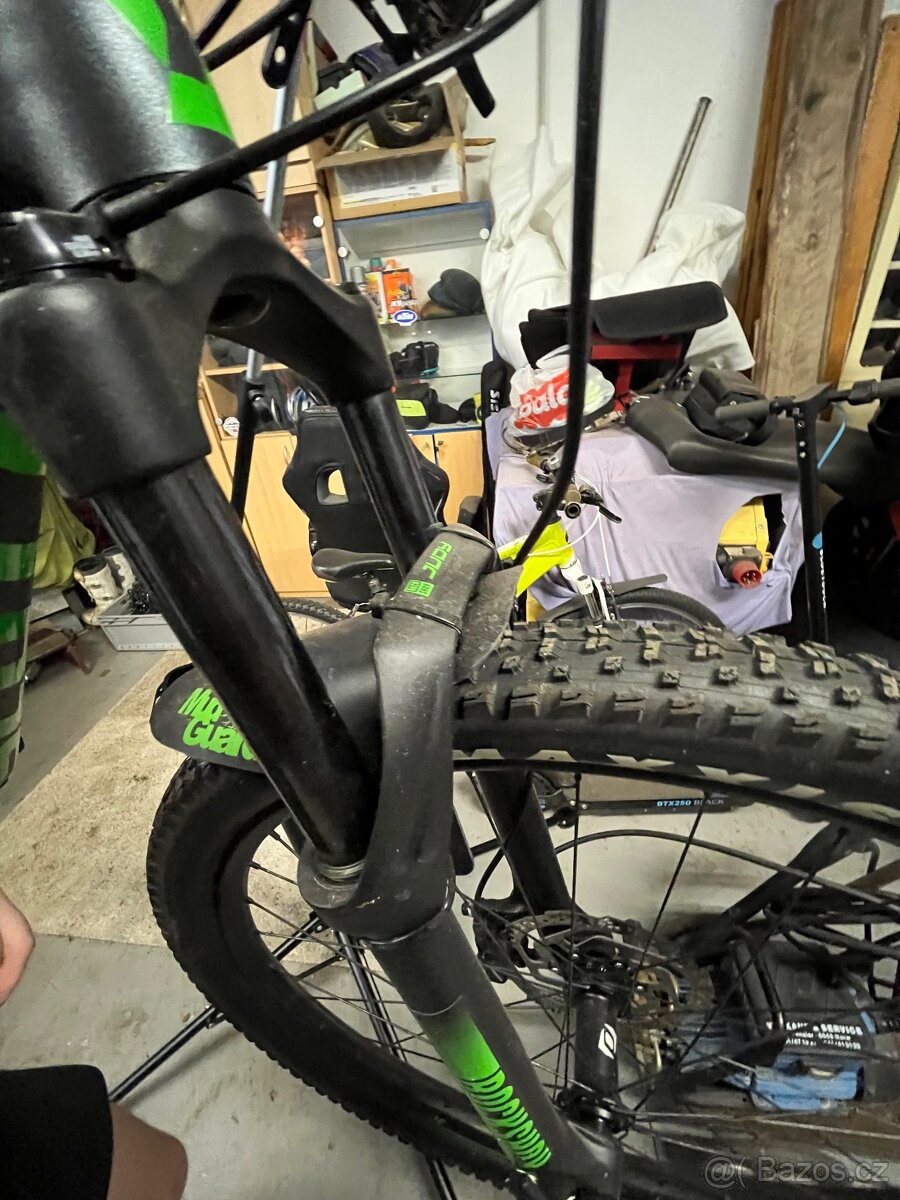 Celoodpružené kolo Scott Spark 970 - 6