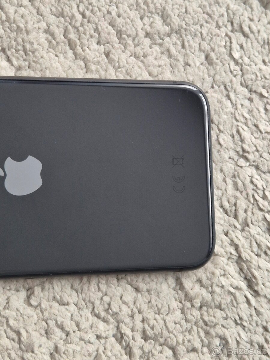 iPhone 11 64gb - face id nejde - 6