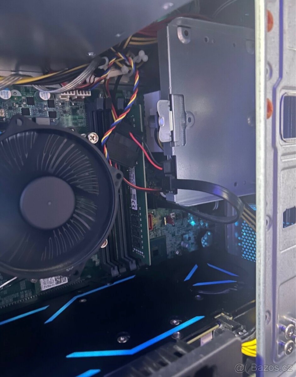 Acer Predator Orion 3000 - 6