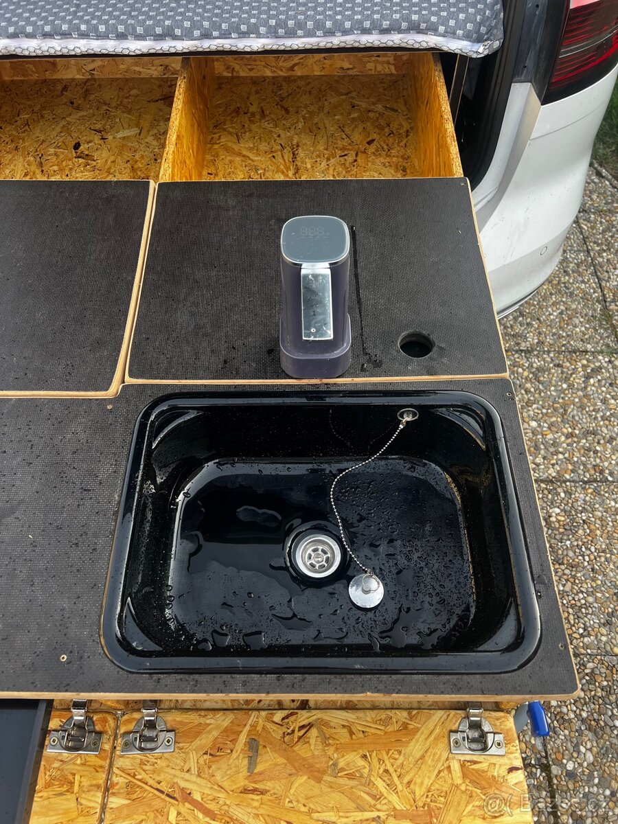 Vestavba do auta - 6