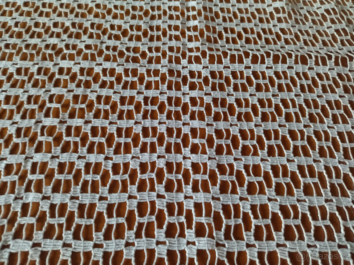 dečka ,pohovka, háčkovaný ubrus, dečky,přehoz na pohovku - 6