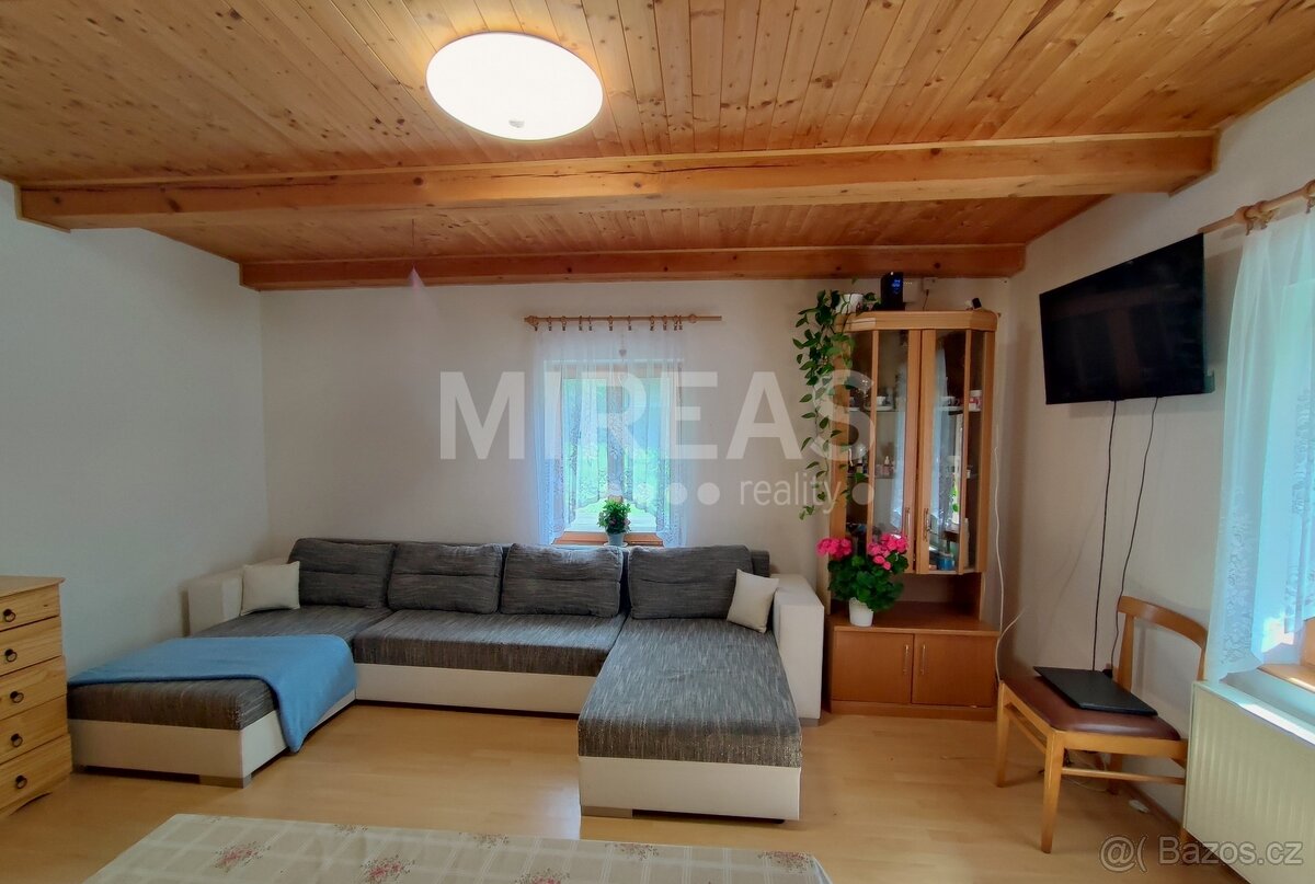 Chotěšice - Nouzov, prodej RD 8+kk/L, 202 m2, na pozemku o c - 6