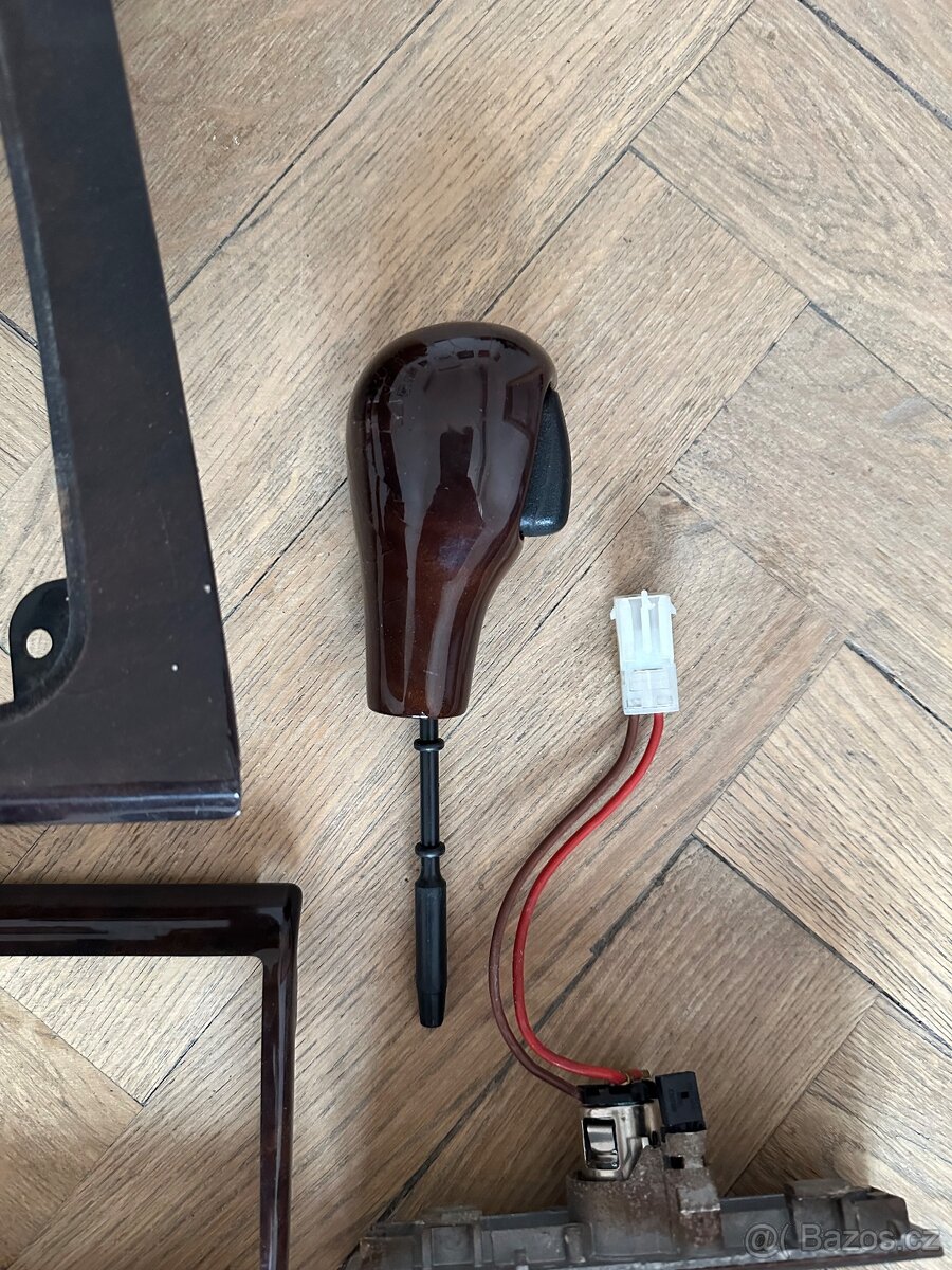 BMW E38 - dřevodekor - 6