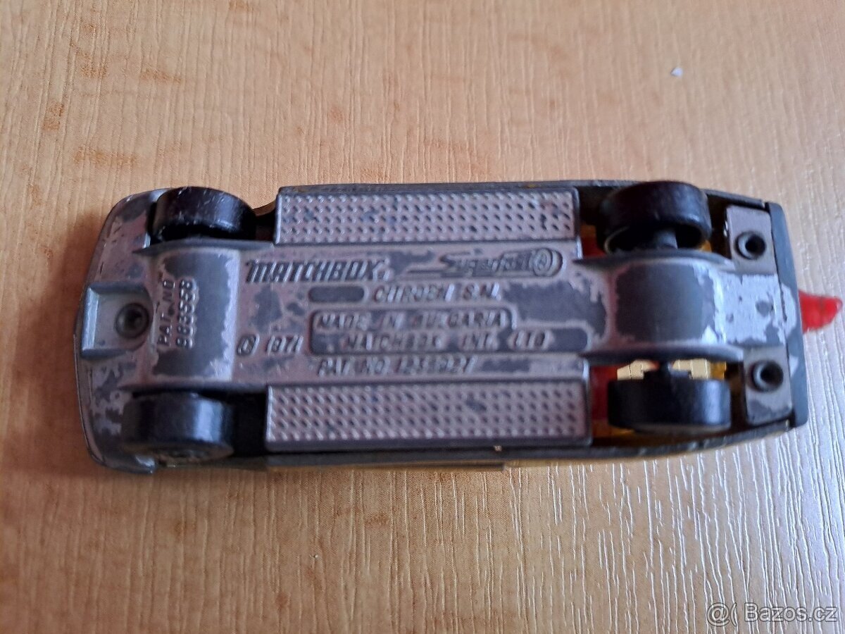 Kovové modely aut 1:58–1:72 – sbírka 6 ks modelů - 6