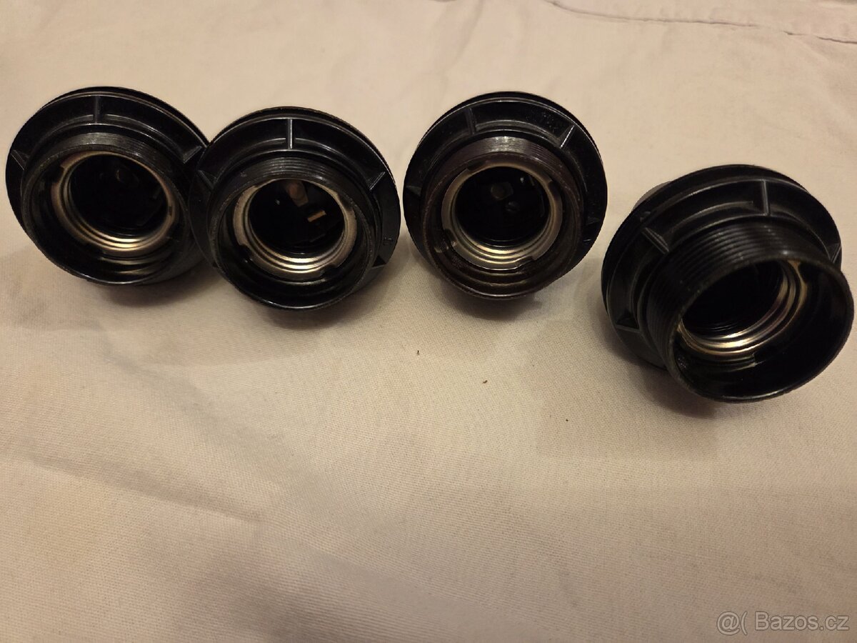 "RETRO" dvojzásuvky, objímky a průběžný kolébkový vypínač - 6