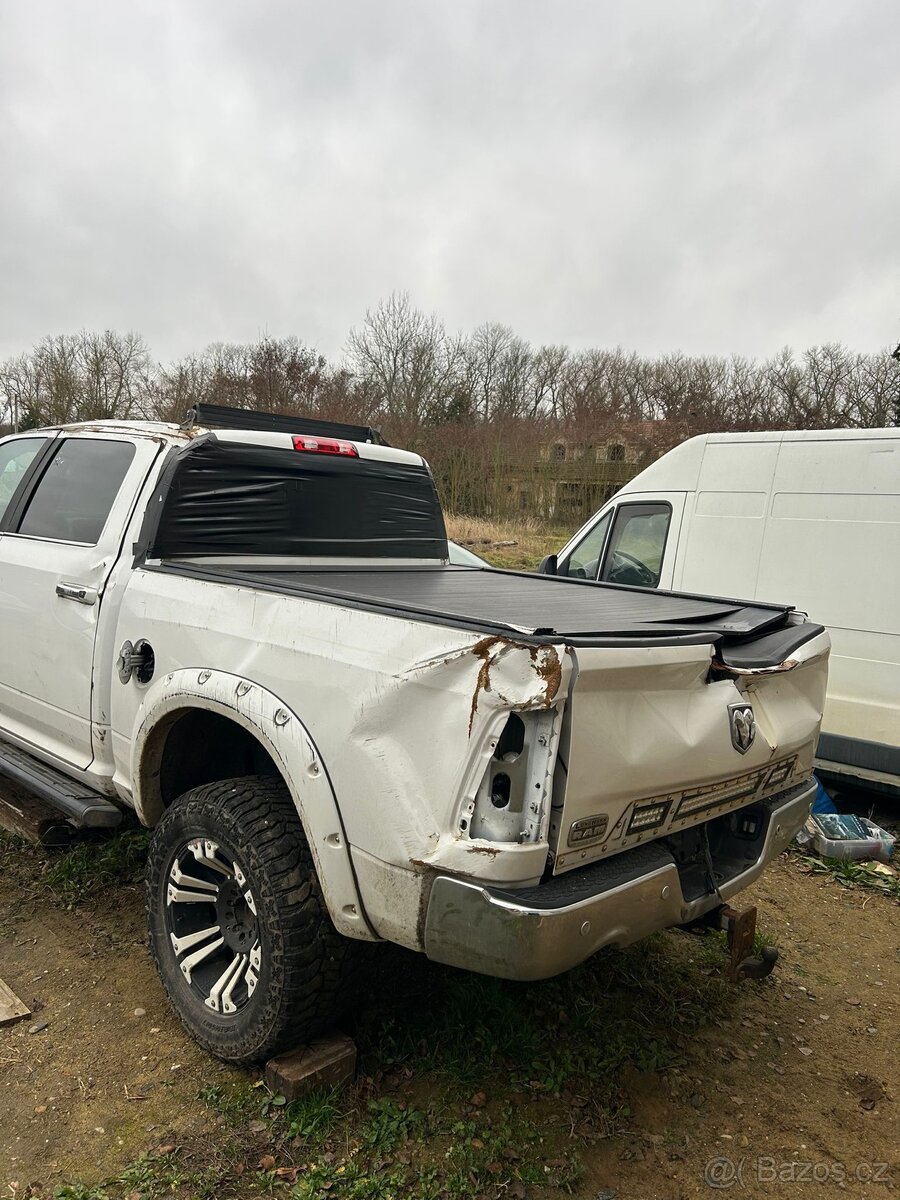 Dodge RAM 1500 Longhorn 2017 náhradní díly - 6