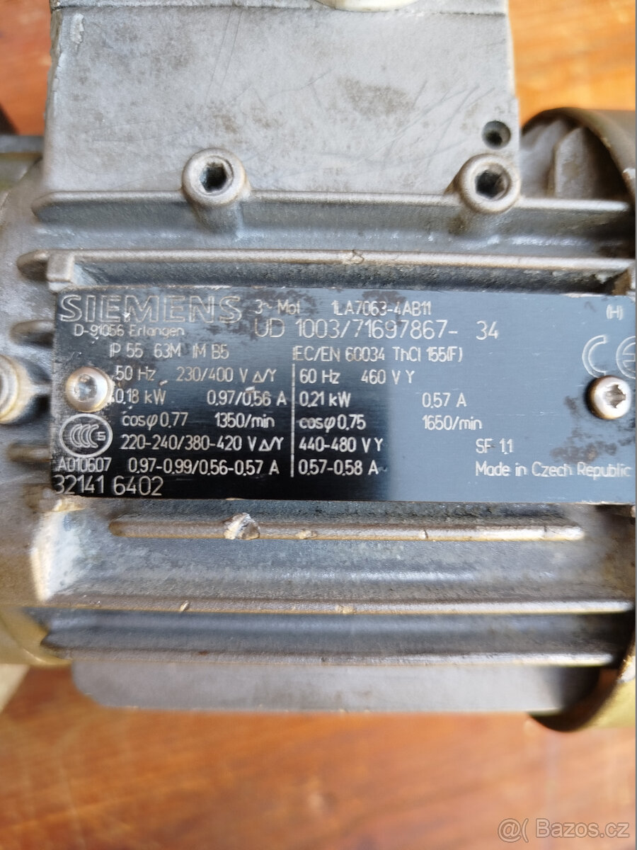 elektromotor s dvojitou převodovkou - 6