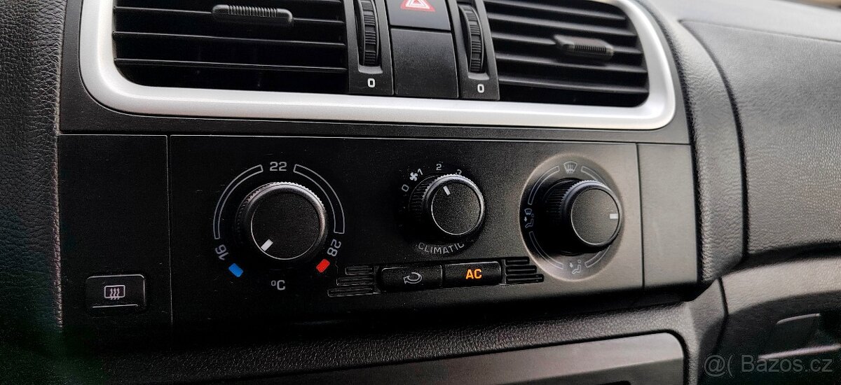 Škoda Fabia II - Koupeno v Čr - Klimatizace - 6