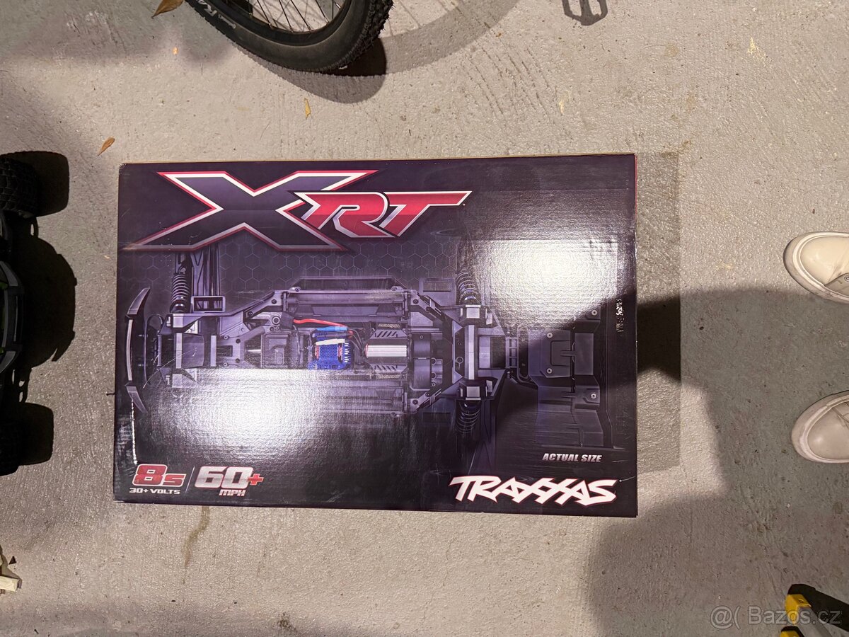 RC auto Traxxas XRT - 6