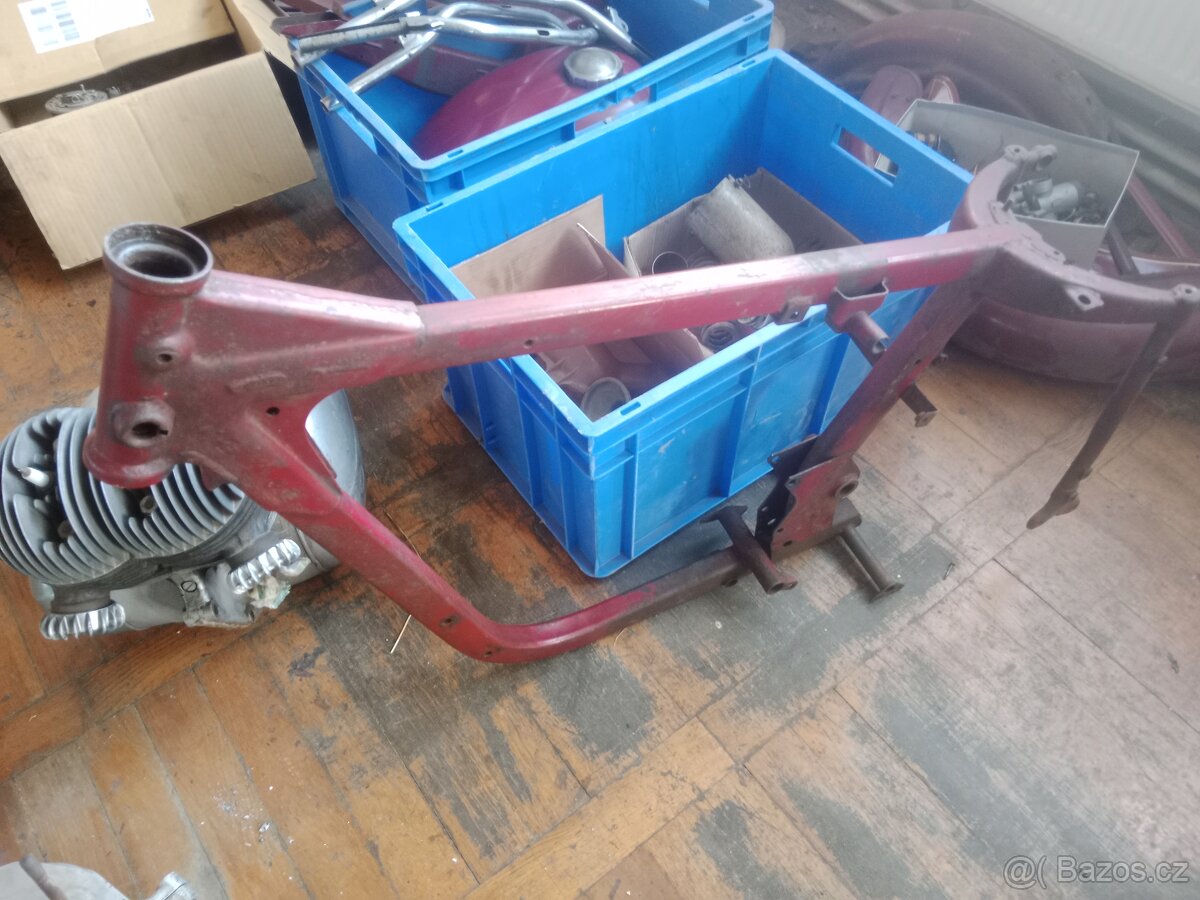 Náhradní díly na Jawa - 6