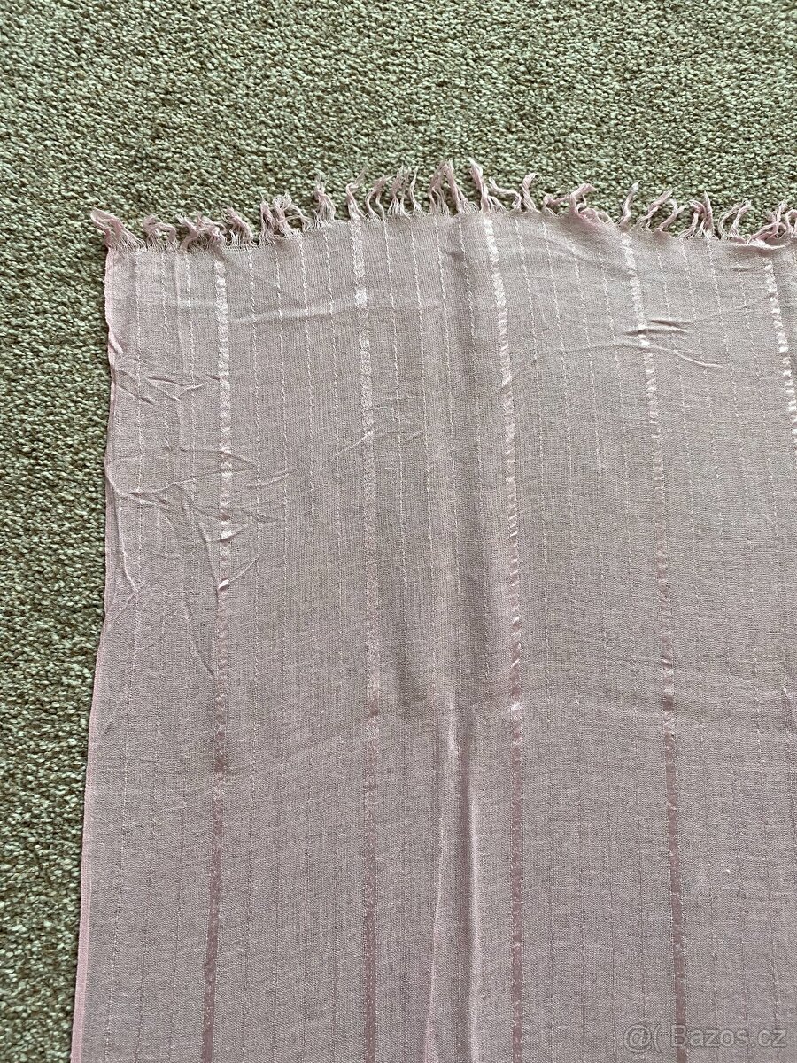 Nový šátek Avon - světle růžový, decentní vzor - 6