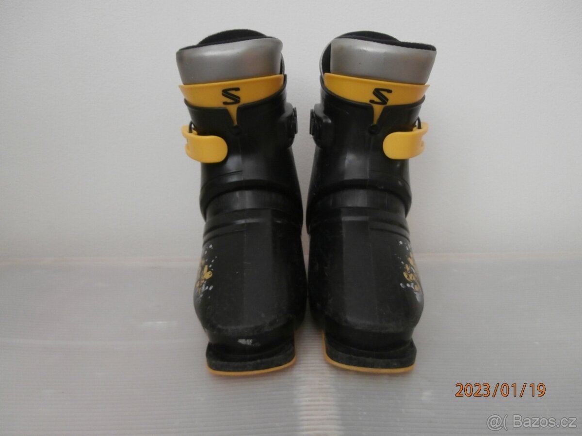 Lyže, vázání, přeskáče a hůlky - 6