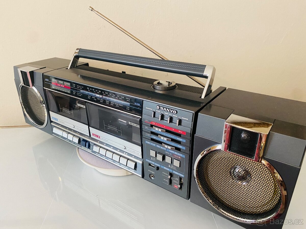Radiomagnetofon Sanyo M-W22LU, rok 1985 - 6