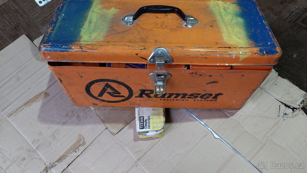 Nastřelovaci pistole RAMSET - 6