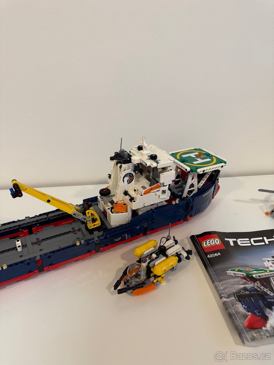 LEGO TECHNIC Ocean Explorer 42064 - 6
