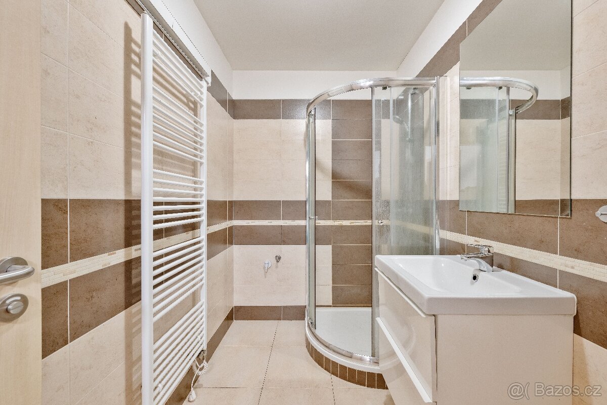 Byt 1+kk v centru Tábora - 6