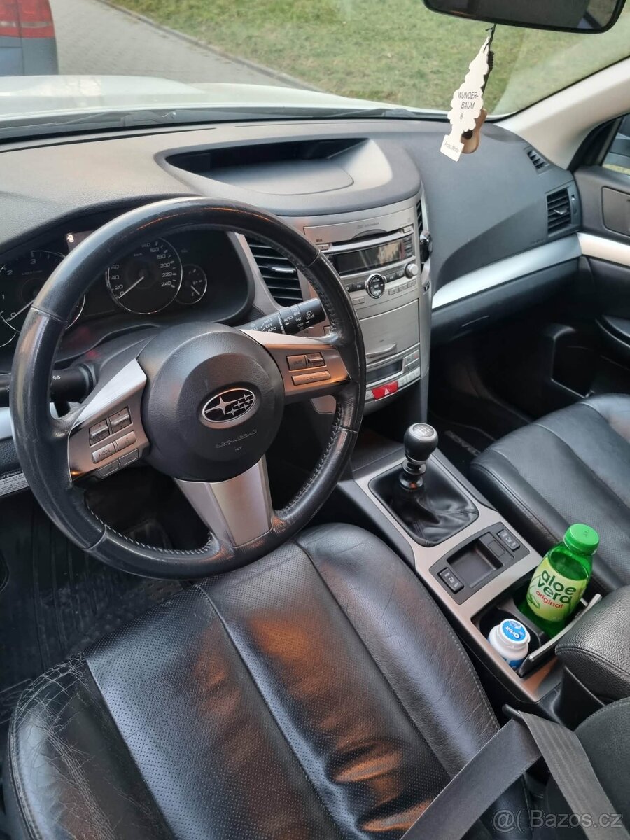 Subaru Outback 2.0d 4x4 - 6