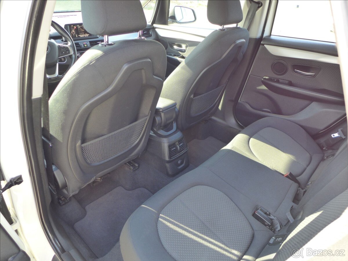 BMW Řada 2 1,5 216D ACTIVE TOURER - 6