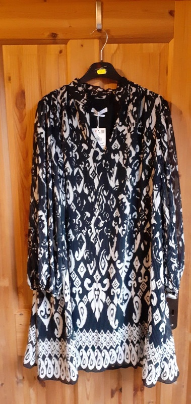 Šaty RESERVED vel.L - 6