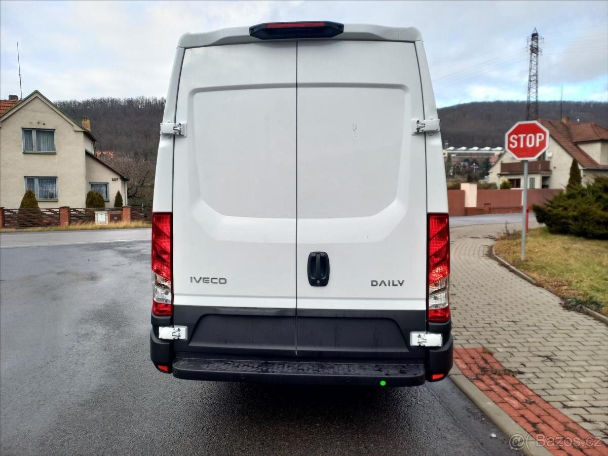 Iveco Daily 2,3 35S16V VAN (2025) - 6