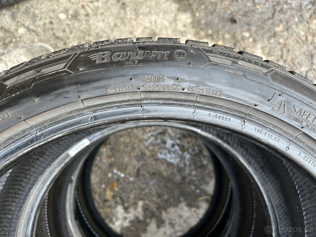 Celoroční pneu - 225/40/r18 - 6