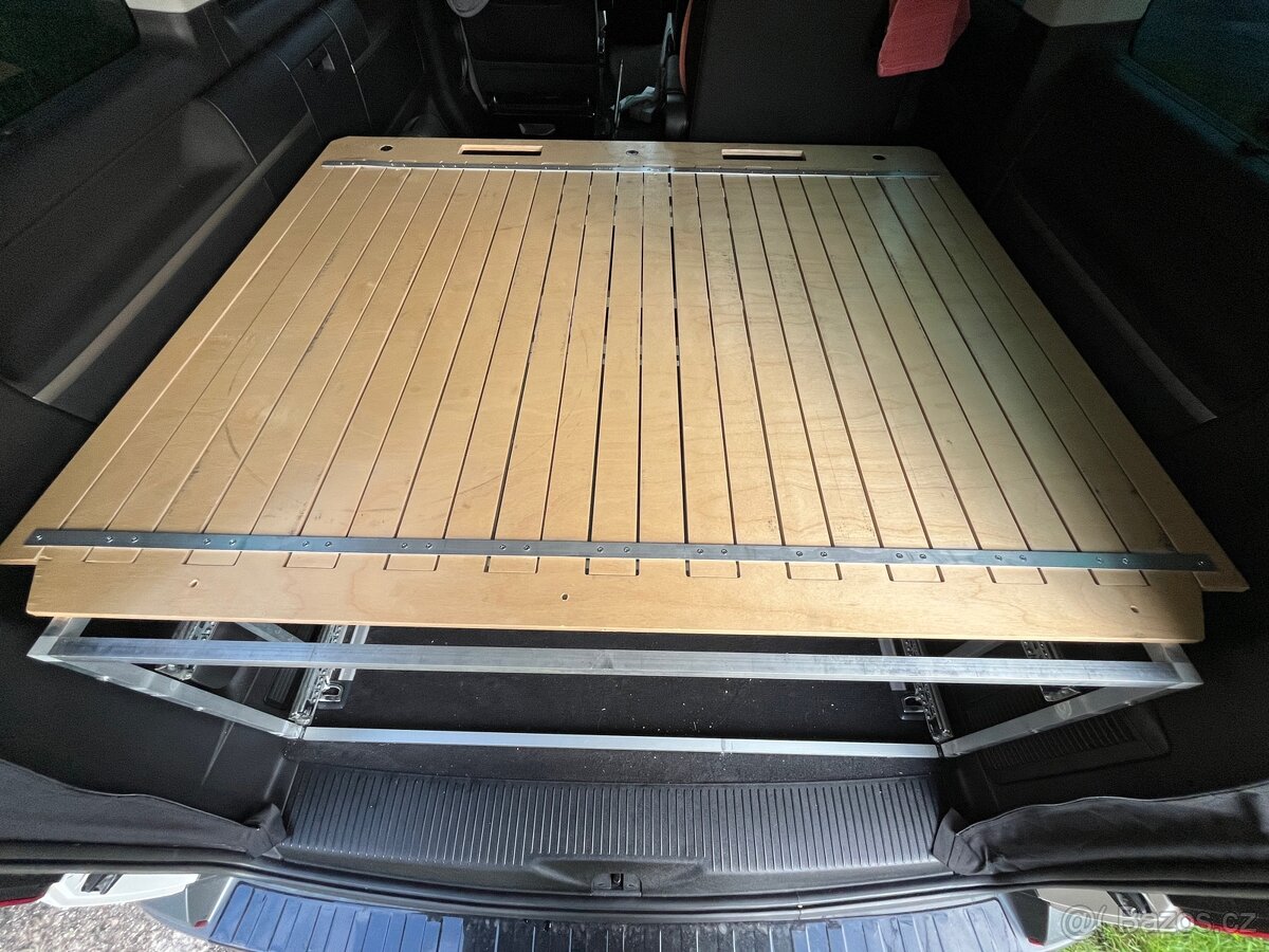 Obytná vestavba VW Multivan, Caravelle, Transportér T5, T6 - 6