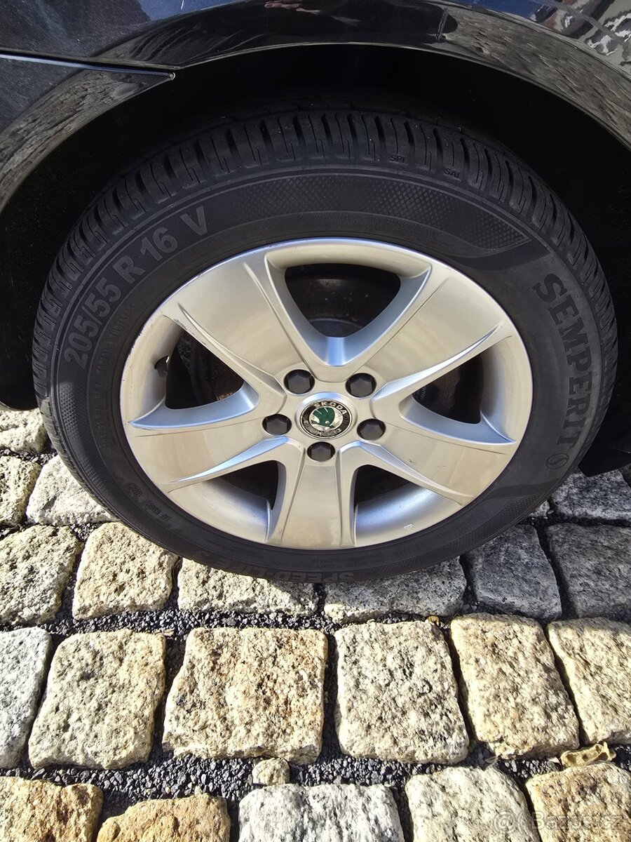 Škoda Octavia Combi Elegance 1.4 TSI 90 kW - 6