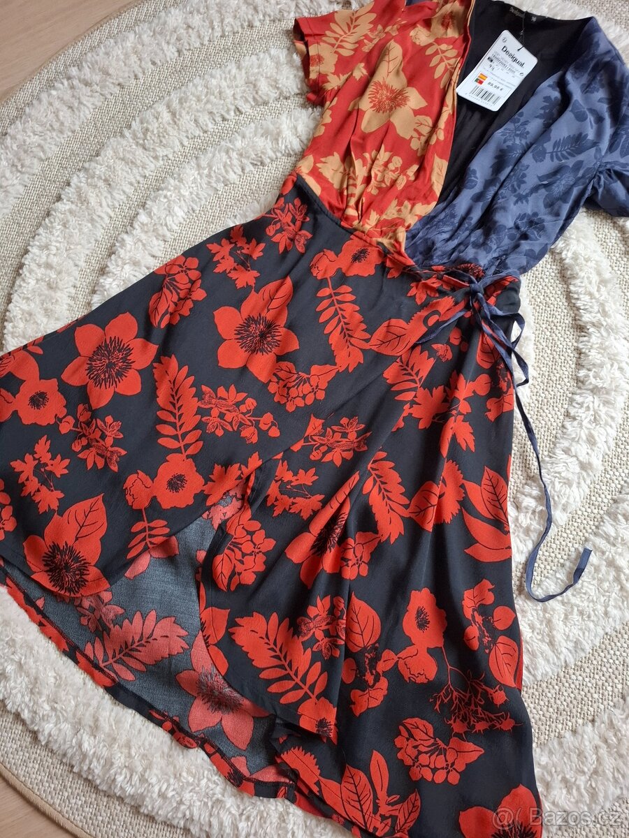 Zavinovací šaty Desigual - 6