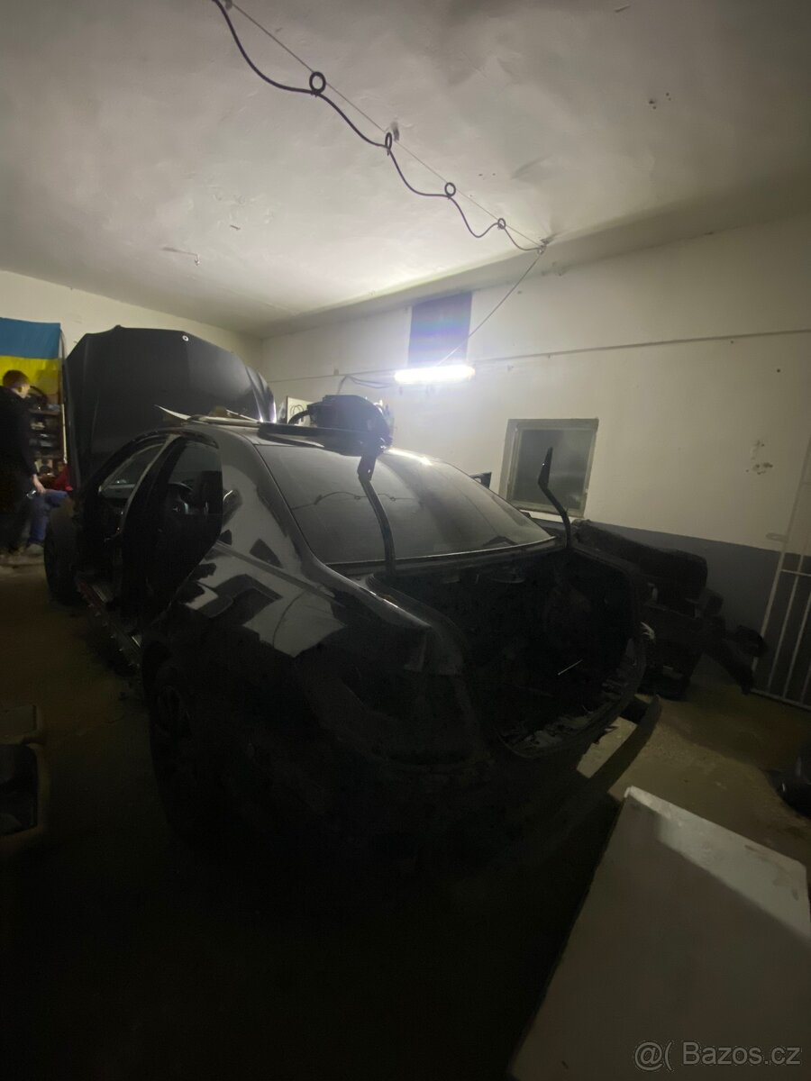 Náhradní díly W212 - 6