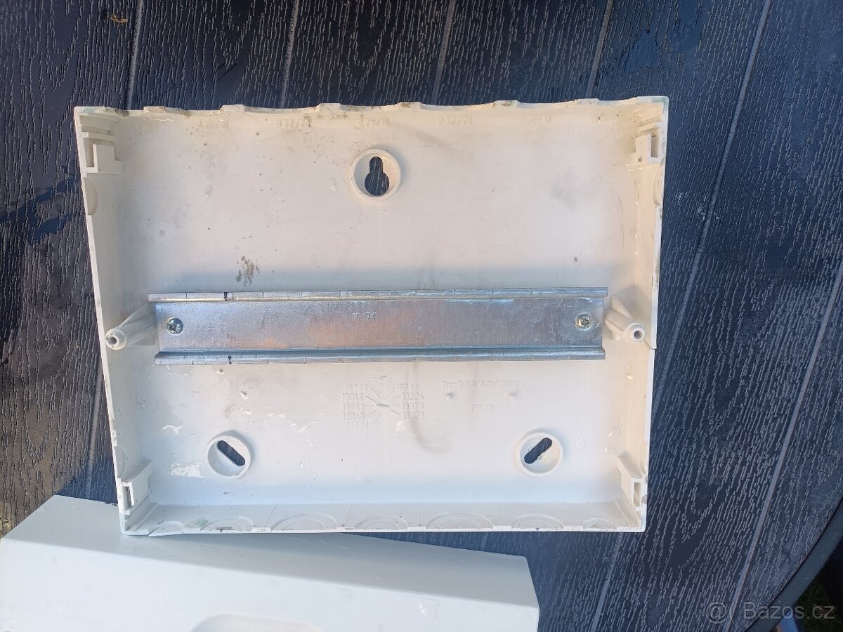 Rozvaděč Jističe - 6