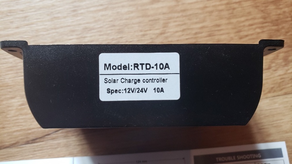 Solární regulátor 10A nabíjení s LCD displejem 12V24V Auto - 6
