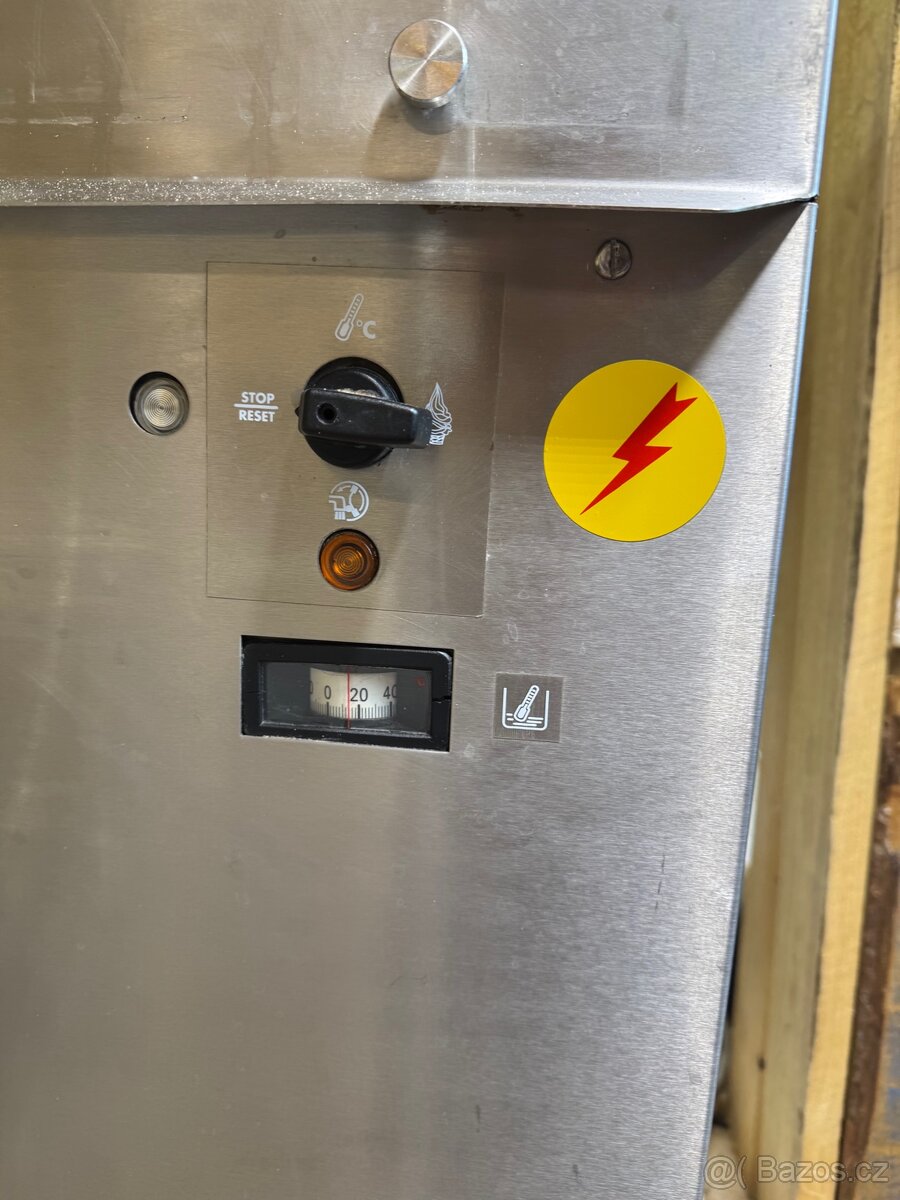 Zmrzlinový stroj - 6