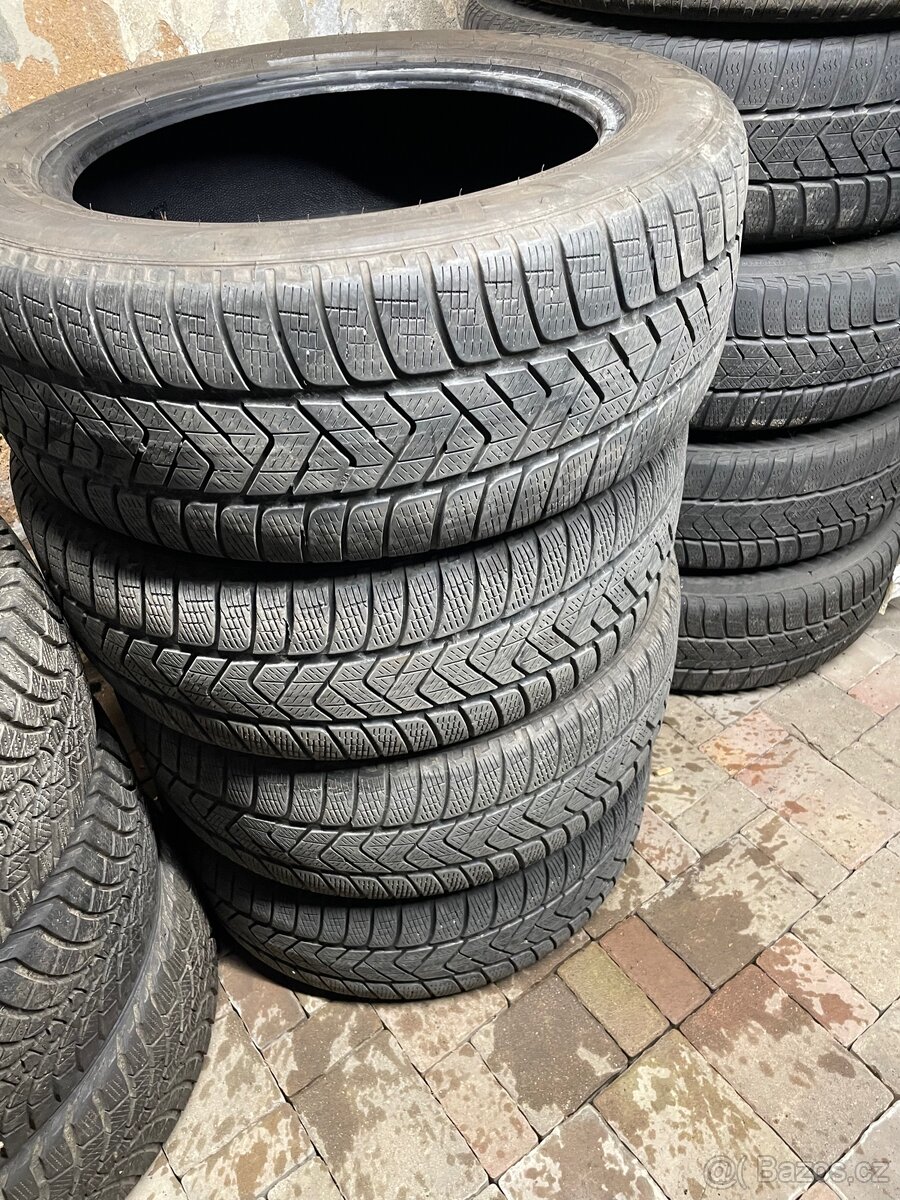 Zimní pneu 235/55R18 - 6