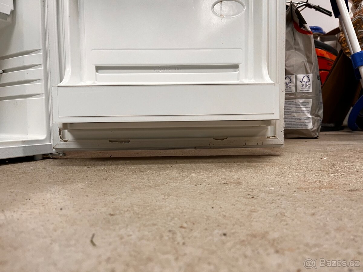 Plynová lednice Dometic - 6