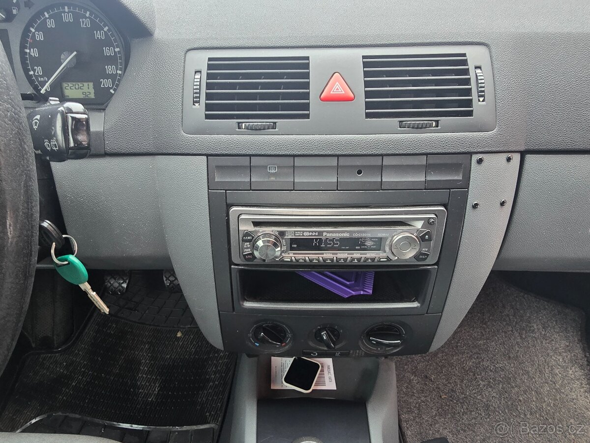 Škoda Fabia 1.4 mpi - 6