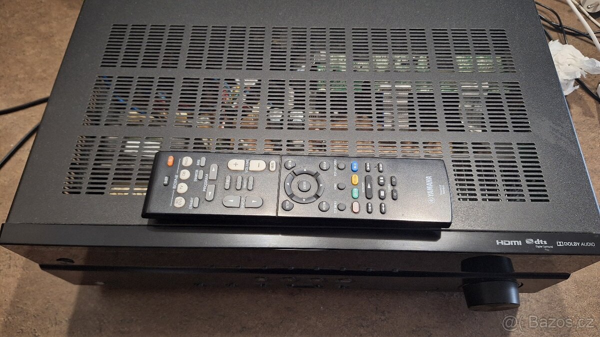 Yamaha HTR-2071 - 6